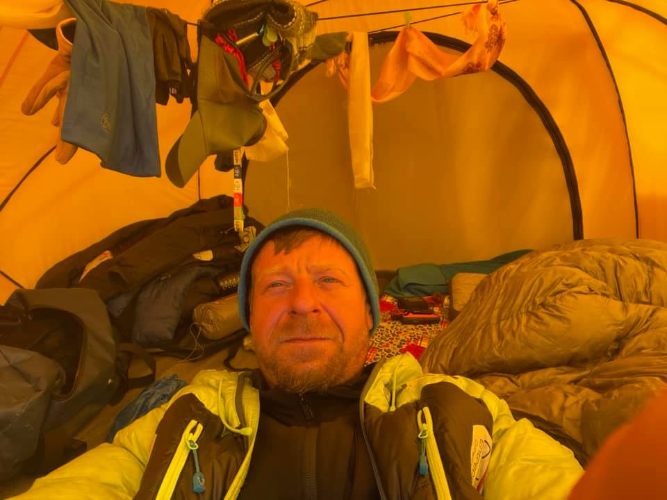 Jonathan Kubler - John Horn - sponsoring Anzile Carrelage - Everest summit - sommet lhotse - 2021 - couvreur montigny les metz - client anzile carrelage marly tente