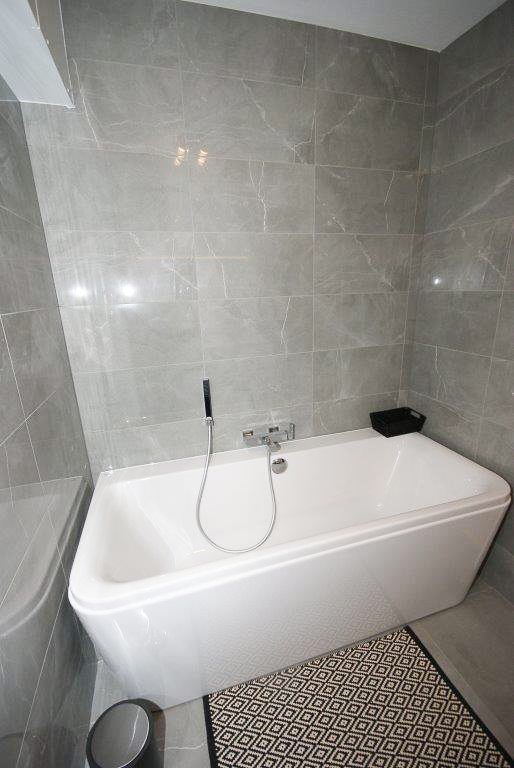 anzile salle de bains clé en main - wc - meuble - miroir - carrelage