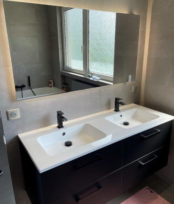 Notre concept salle de bains clé main, fait pour vous assurer un service de qualité.