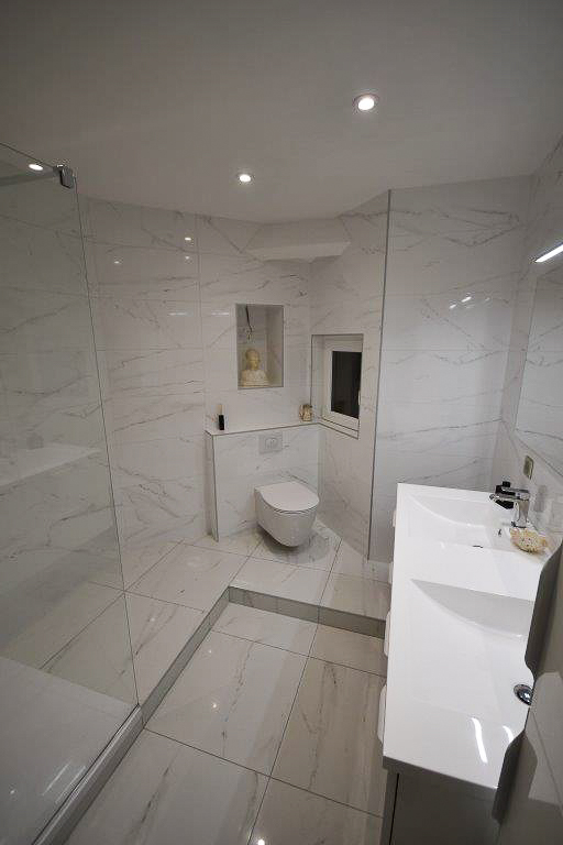 anzile salle de bains clé en main - douche - paroi douche industrielle - carrelage